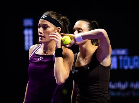 Timea Babos, Luisa Stefani - WTA Finals Riyadh 2025